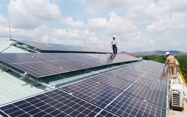PHR ước lãi đạt 383 tỷ trong quý 4, lấn sân mảng năng lượng mặt trời PHR uoc lai dat 383 ty trong quy 4, lan san mang nang luong mat troi