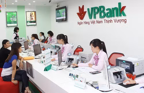 Ngân hàng VPBank sẽ thiệt hại ra sao khi cắt bớt phần vốn tại 'con gà đẻ trứng vàng' FE Credit? - Hình 2 Ngan hang VPBank se thiet hai ra sao khi cat bot phan von tai 'con ga de trung vang' FE Credit?-Hinh-2