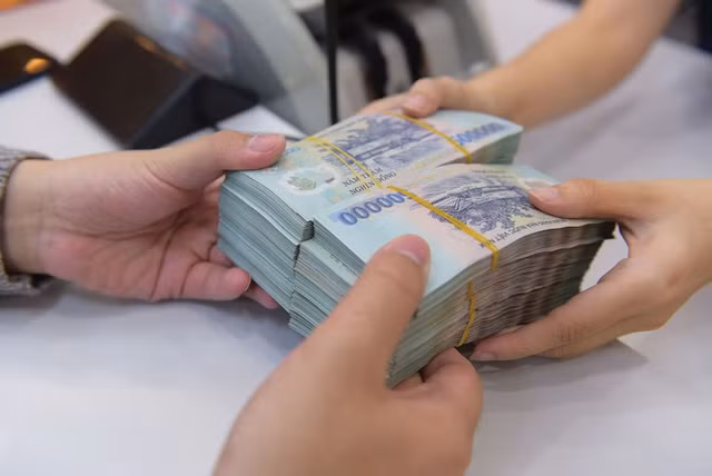 Du no tin dung bi anh huong boi COVID-19 da len toi 2 trieu ty dong