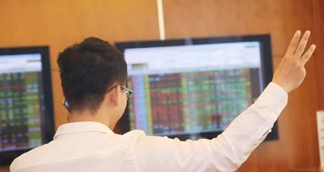 Chứng khoán ngày 3/12: Những cổ phiếu nào được khuyến nghị? Chung khoan ngay 3/12: Nhung co phieu nao duoc khuyen nghi?