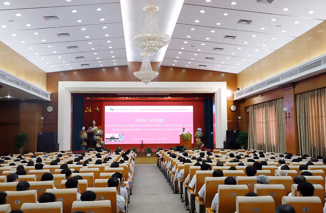 Cho vay nền kinh tế của Agribank đạt trên 1,13 triệu tỷ đồng đến 30/6 Cho vay nen kinh te cua Agribank dat tren 1,13 trieu ty dong den 30/6