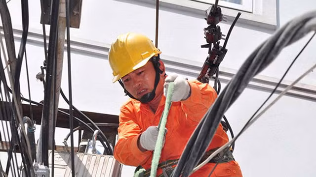 Giá điện tăng hơn 8% từ chiều nay 20/3 Gia dien tang hon 8% tu chieu nay 20/3