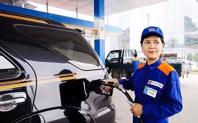 Giá xăng tăng mạnh từ 17h chiều nay 2/4 Gia xang tang manh tu 17h chieu nay 2/4