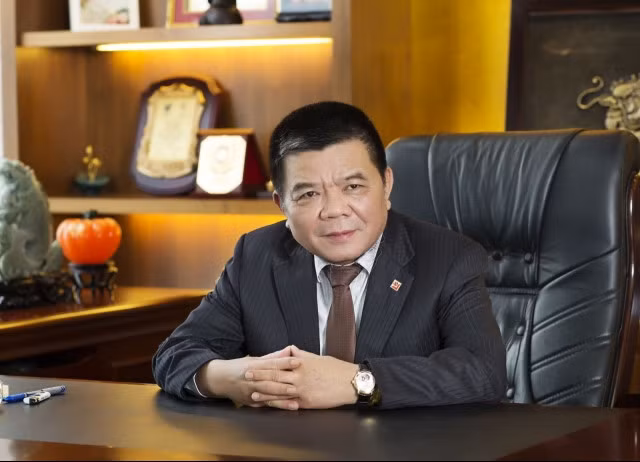 Ông Trần Bắc Hà giàu cỡ nào khi còn là chủ tịch BIDV? Ong Tran Bac Ha giau co nao khi con la chu tich BIDV?