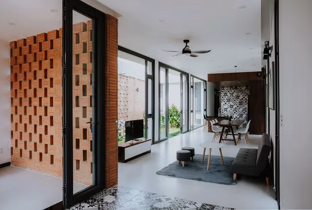 Nhà cấp 4 tràn ngập nắng gió, đẹp mỹ mãn nhờ sử dụng nguyên liệu này - Hình 4 Nha cap 4 tran ngap nang gio, dep my man nho su dung nguyen lieu nay-Hinh-4