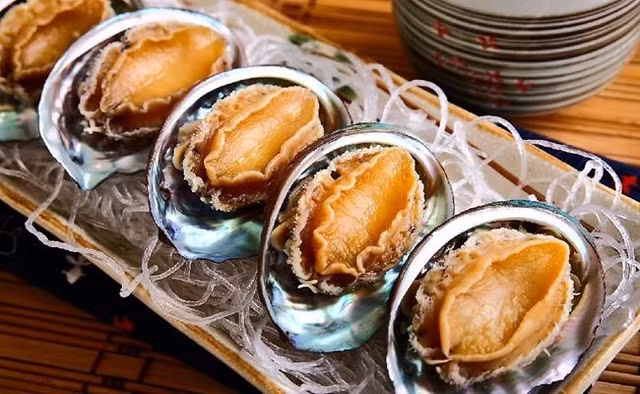 5 loại hải sản đắt đỏ ở các vùng biển đảo Việt Nam - Hình 4 5 loai hai san dat do o cac vung bien dao Viet Nam-Hinh-4