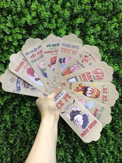 Loạt phong bao lì xì độc lạ hút khách dịp Tết 2019 Loat phong bao li xi doc la hut khach dip Tet 2019