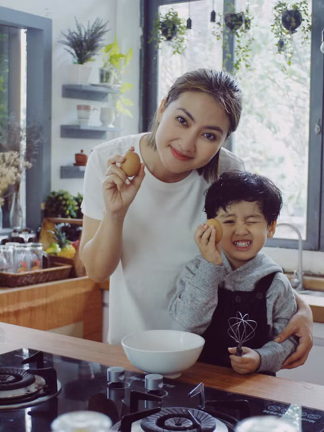 Biệt thự sang chảnh, căn hộ tiện nghi của các bà mẹ đơn thân giới Vbiz - Hình 10 Biet thu sang chanh, can ho tien nghi cua cac ba me don than gioi Vbiz-Hinh-10