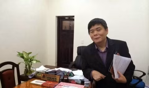 Luật sư Trần Vũ Hải: 5 lần bị công an gửi giấy triệu tập và những phát ngôn gây tranh cãi Luat su Tran Vu Hai: 5 lan bi cong an gui giay trieu tap va nhung phat ngon gay tranh cai