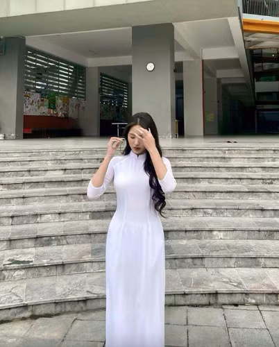 Cận cảnh nét đẹp như 'thần tiên tỷ tỷ' của con gái 'hoa khôi' bóng chuyền Kim Huệ - Hình 8 Can canh net dep nhu 'than tien ty ty' cua con gai 'hoa khoi' bong chuyen Kim Hue-Hinh-8