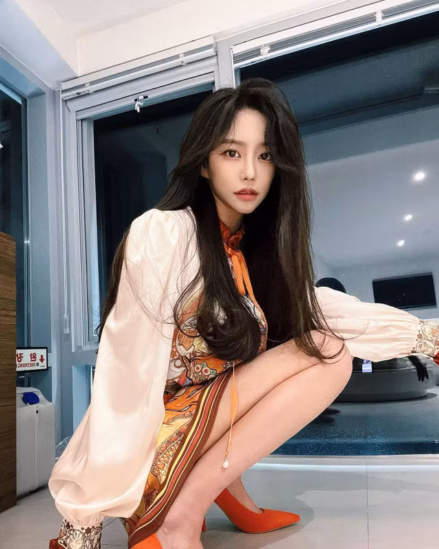 Nữ streamer từng kiếm chục tỷ mỗi năm bất ngờ tuyên bố giải nghệ - Hình 10 Nu streamer tung kiem chuc ty moi nam bat ngo tuyen bo giai nghe-Hinh-10