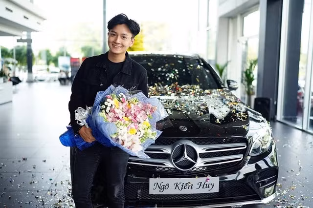 Ngô Kiến Huy được gọi là 'đại gia bất động sản' - Hình 12 Ngo Kien Huy duoc goi la 'dai gia bat dong san'-Hinh-12