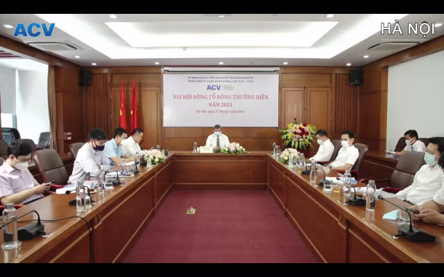 ACV se lo 400 ty neu khong co hoat dong tai chinh, Vietcombank cho vay den 2 ty USD