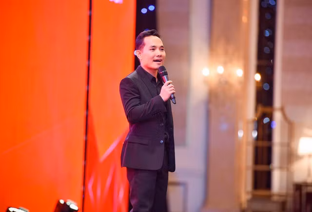Công ty liên quan Chủ tịch Nguyễn Bá Sáng đã gom gần 3,5 triệu cp AGG Cong ty lien quan Chu tich Nguyen Ba Sang da gom gan 3,5 trieu cp AGG