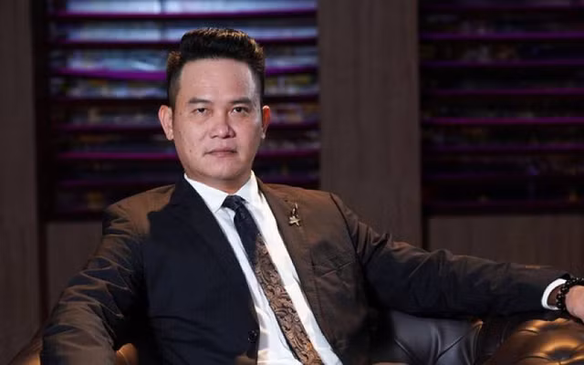 Shark Dang Hong Anh rut lui khoi ban lanh dao Xay dung Hoa Binh