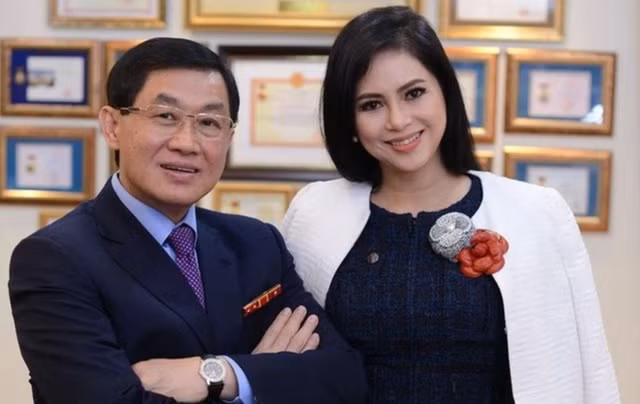 'Gà đẻ trứng vàng' của ông Johnathan Hạnh Nguyễn báo lãi giảm đến 99% 'Ga de trung vang' cua ong Johnathan Hanh Nguyen bao lai giam den 99%