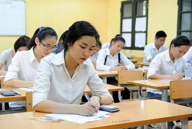 Theo nhiều chuyên gia, giáo viên Toán, đề thi khó với thời gian 90 phút không đủ cho các em nháp đề để chọn đúng đáp án. Theo nhiều chuyên gia, giáo viên Toán, đề thi khó với thời gian 90 phút không đủ cho các em nháp đề để chọn đúng đáp án.
