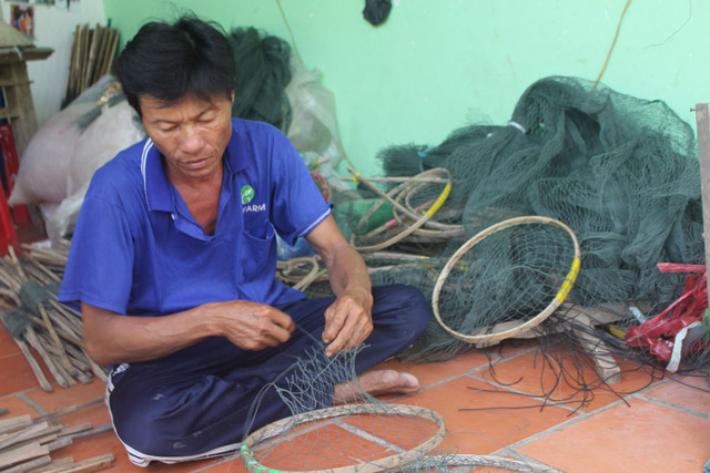 Dân vùng lũ "hốt bạc" nhờ đánh bắt đặc sản “của trời cho” - Hình 4 Dan vung lu
