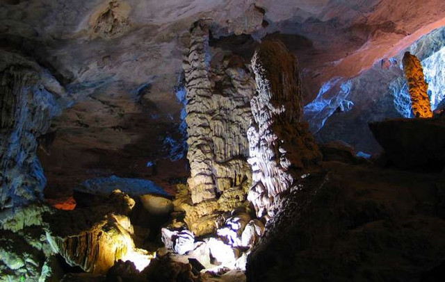 Khám phá hang động đẹp hoang sơ, hệ động thực vật phong phú nhất VN - Hình 3 Kham pha hang dong dep hoang so, he dong thuc vat phong phu nhat VN-Hinh-3