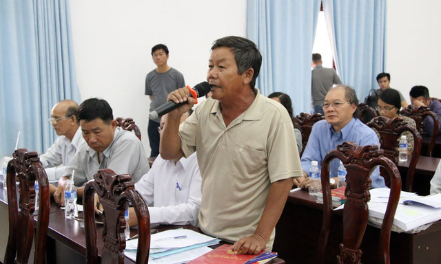 Ông Tô Phước Cường phát biểu tại buổi tiếp xúc với tổ đại biểu Quốc hội Ông Tô Phước Cường phát biểu tại buổi tiếp xúc với tổ đại biểu Quốc hội