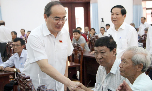 Ông Nguyễn Thiện nhân gặp các cử tri huyện Bình Chánh, TP.HCM Ông Nguyễn Thiện nhân gặp các cử tri huyện Bình Chánh, TP.HCM