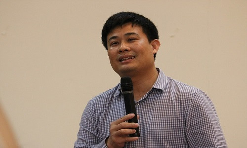 TS. Sái Công Hồng thông tin về đề thi trong kì thi THPT Quốc gia 2018. Ảnh: CL TS. Sái Công Hồng thông tin về đề thi trong kì thi THPT Quốc gia 2018. Ảnh: CL