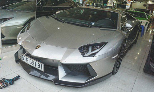 Ông chủ cafe mới Trung Nguyên tậu Lamborghini Aventador DMC độc nhất Việt Nam. Ảnh: Autopro. Ông chủ cafe mới Trung Nguyên tậu Lamborghini Aventador DMC độc nhất Việt Nam. Ảnh: Autopro.