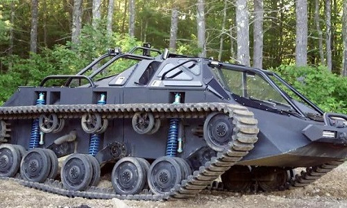 Một mẫu xe tăng được rao bán. Một mẫu xe tăng được rao bán.