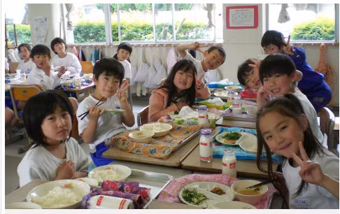 Phan doi chuong trinh “Sua hoc duong” la thieu thien chi