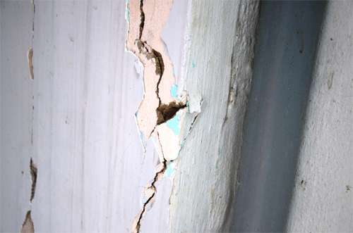 Người dân khiếp sợ vì Richmond City của Hưng Thịnh thi công thiếu an toàn - Hình 3 Nguoi dan khiep so vi Richmond City cua Hung Thinh thi cong thieu an toan-Hinh-3