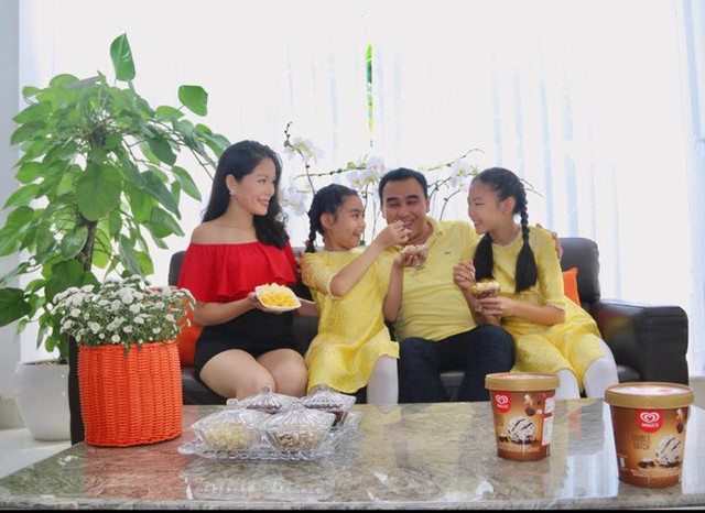 Chiêm ngưỡng biệt thự sau tu sửa của MC Quyền Linh và vợ đại gia Chiem nguong biet thu sau tu sua cua MC Quyen Linh va vo dai gia