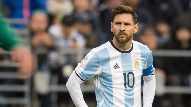 Các hợp đồng quảng cáo đã đem về cho Messi 27 triệu USD. Các hợp đồng quảng cáo đã đem về cho Messi 27 triệu USD.