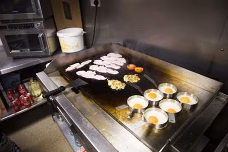 An bua sang 400 nghin voi gia 0 dong nhung it ai an duoc-Hinh-2