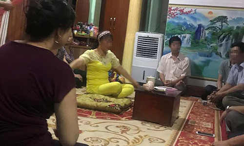 "Bà chúa" đang làm việc. "Bà chúa" đang làm việc.