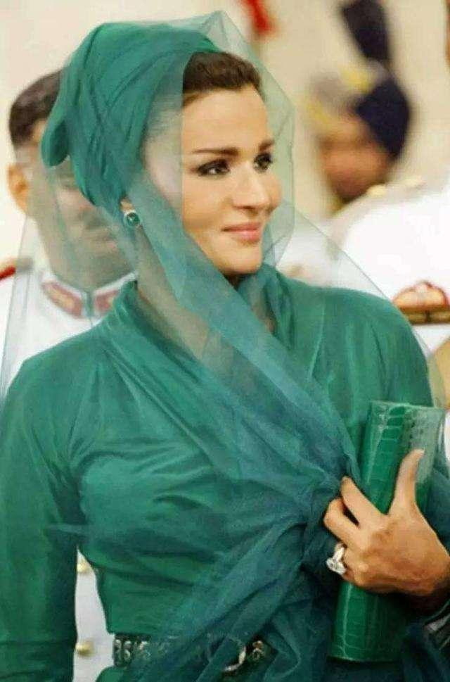 Chân dung công chúa Moza. Chân dung công chúa Moza.