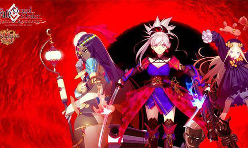 Chàng trai nghiện game đổ tiền nâng cấp nhân vật yêu thích. Chàng trai nghiện game đổ tiền nâng cấp nhân vật yêu thích.