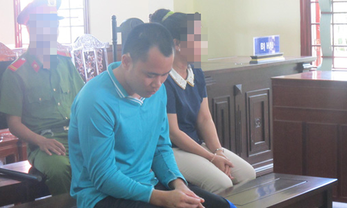 Đêm khuya lẻn vào nhà hiếp dâm vợ bạn rồi cho 280.000 đồng Dem khuya len vao nha hiep dam vo ban roi cho 280.000 dong