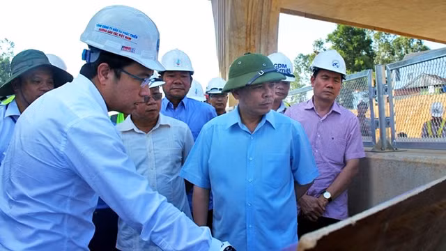 2 lần thất hứa cao tốc nghìn tỷ, Bộ trưởng GTVT ra 'tối hậu thư'