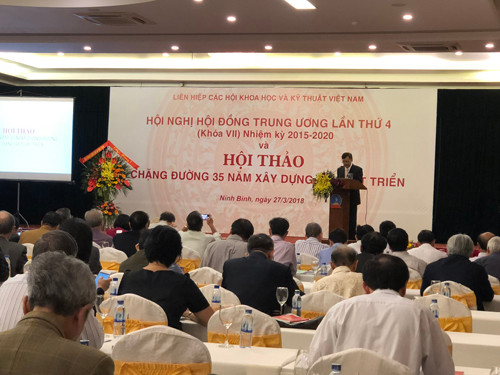 Quang cảnh buổi hội thảo Quang cảnh buổi hội thảo