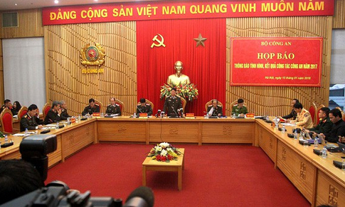 Vụ án được nêu ra tại cuộc họp báo của Bộ Công an ngày 15/1 - Ảnh: PHƯƠNG CHINH Vụ án được nêu ra tại cuộc họp báo của Bộ Công an ngày 15/1 - Ảnh: PHƯƠNG CHINH