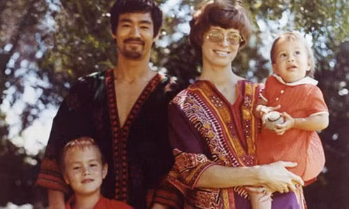 Dam cuoi 3 khach moi va loi hua bo ngo cua Ly Tieu Long-Hinh-4