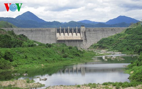 4 trận động đất ở thủy điện Sông Tranh 2 trong 1 giờ 4 tran dong dat o thuy dien Song Tranh 2 trong 1 gio