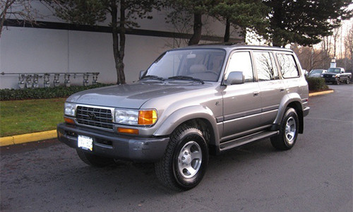 Nhiều xe biển xanh được đấu giá, thấp nhất chỉ 20 triệu đồng. Nhiều xe biển xanh được đấu giá, thấp nhất chỉ 20 triệu đồng.