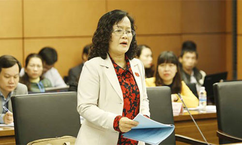 ĐB Trần Thị Quốc Khánh (Hà Nội). ĐB Trần Thị Quốc Khánh (Hà Nội).