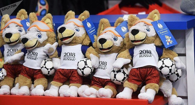 Linh vật sói Zabivaka cũng được khá nhiều người ưa chuộng Linh vật sói Zabivaka cũng được khá nhiều người ưa chuộng