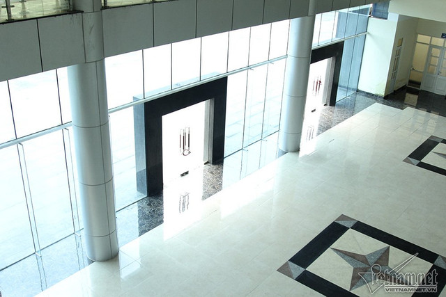 Canh kho tin trong nha hat tram ty o ngoai thanh Ha Noi-Hinh-6