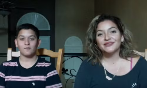 Tay choi 13 tuoi lay trom xe cua me de cho ban gai-Hinh-2