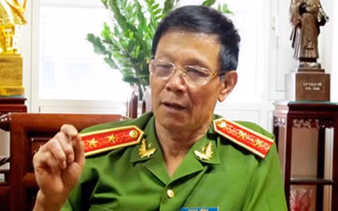 Ong Phan Van Vinh tung tham gia nhung chuyen an 