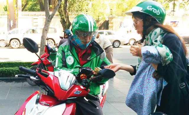 Ứng dụng gọi xe Việt làm gì để cạnh tranh Grab? Ung dung goi xe Viet lam gi de canh tranh Grab?
