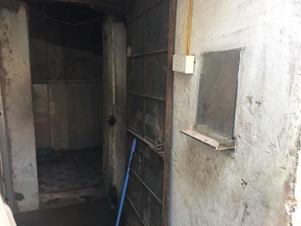 Nhà 100 m2 giá thuê 4 triệu nhưng không ai dám ở - Hình 4 Nha 100 m2 gia thue 4 trieu nhung khong ai dam o-Hinh-4